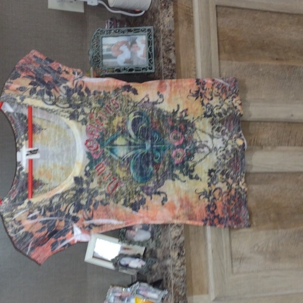 Shamu USA new Orleans shirt size M